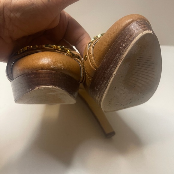 Michael Kors high, tan color in Good use conditions - Picture 11 of 16